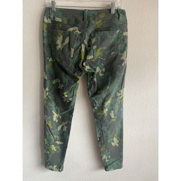 Cabi 766 Green Camo Pattern Skinny Ankle Zip Jeans Size 6 Women’s - Picture 5 of 11